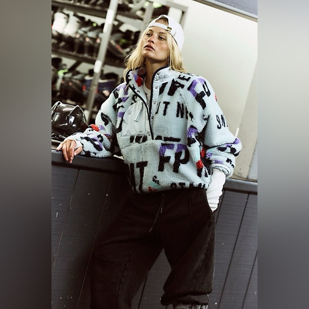 NWT! FP Free People Movement Hit The Slopes Printed Pullover Sz XS & Medium